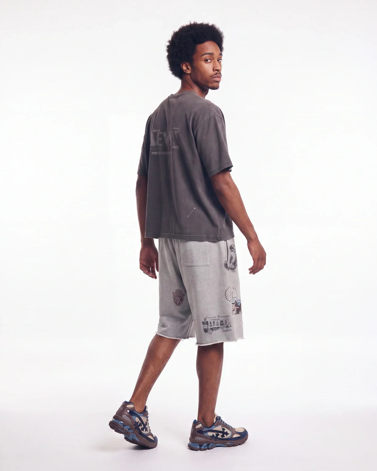 Boredom Kills Message Sweatshorts Grey