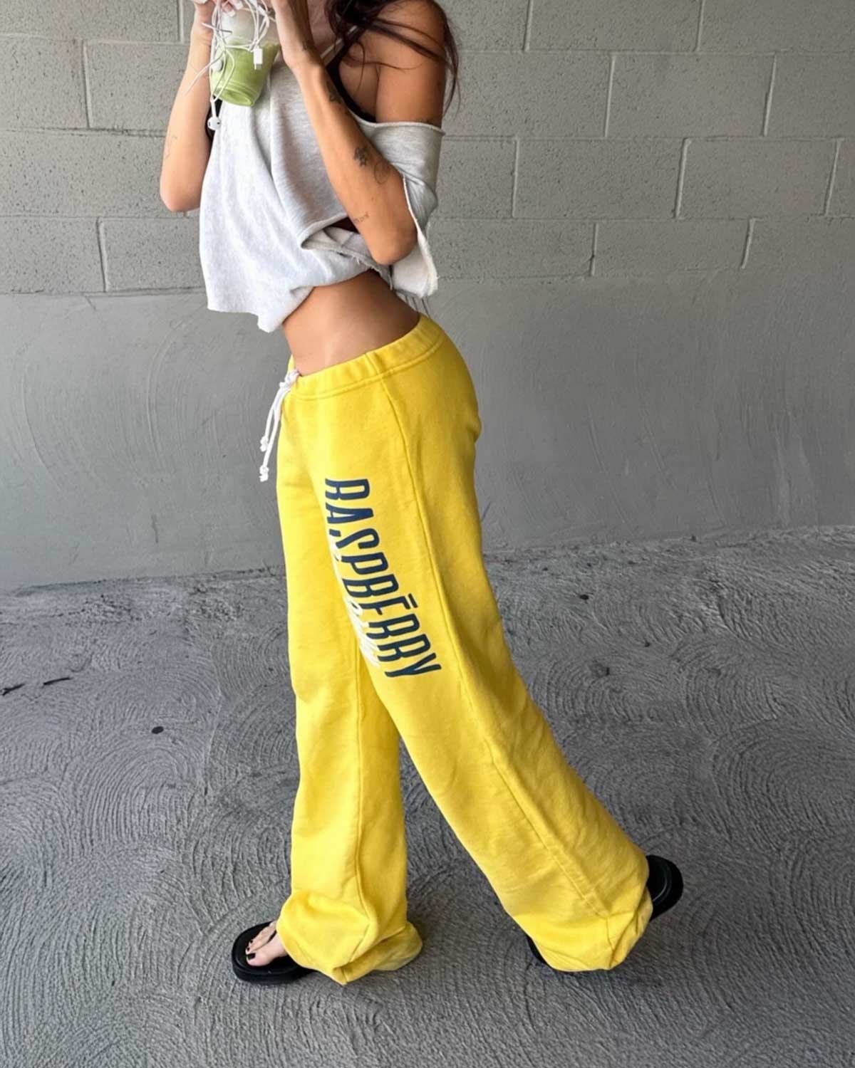 GV Gallery Sun Valley Womens Sweatpants Yellow