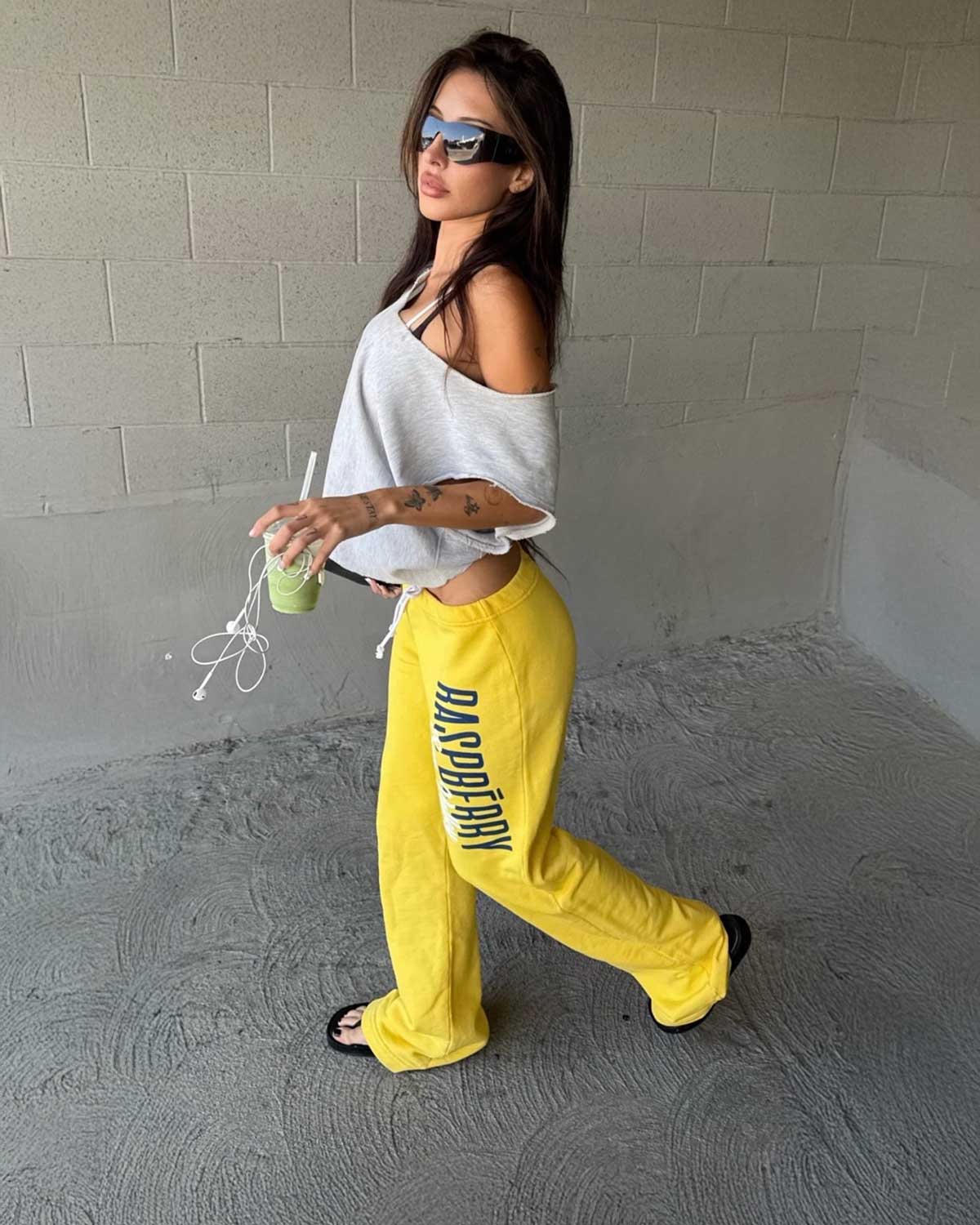 GV Gallery Sun Valley Womens Sweatpants Yellow