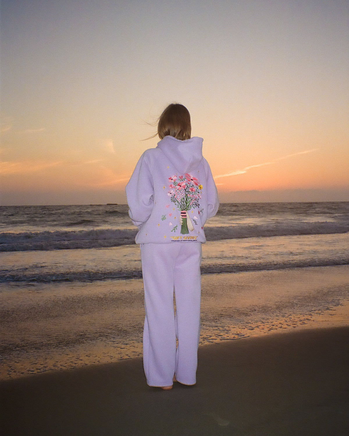 Gift Giving Sweatpants in Lavender