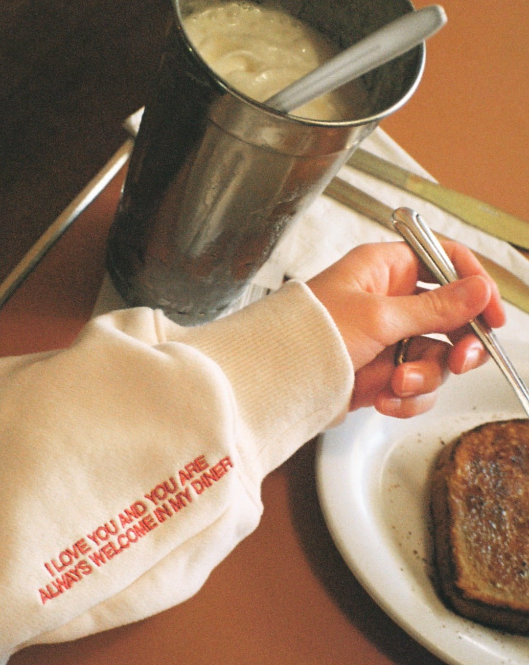Diner Crew Neck in Cream